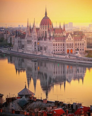Hungarian Parliament_Budapest_Hungary_082122A