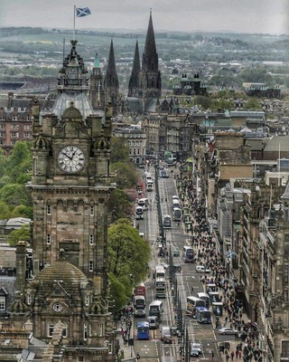 Edinburgh_Scotland_030621A